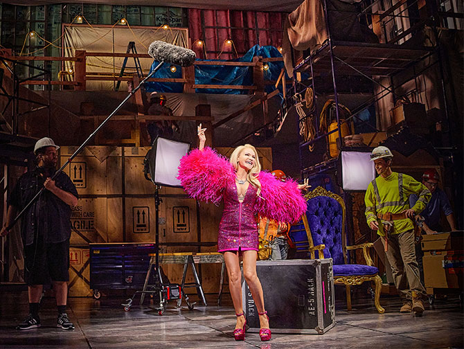 Biljetter till The Queen of Versailles på Broadway - scen