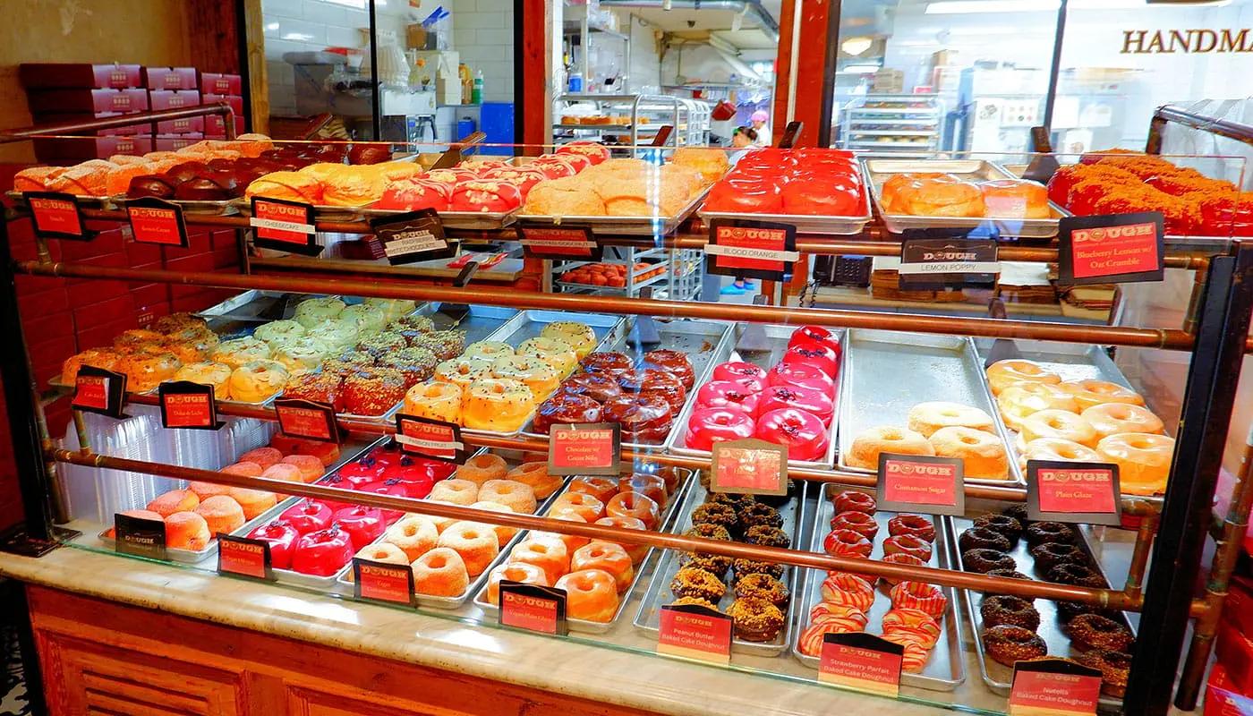B&auml;sta donuts i New York - Dough Doughnuts Rockefeller
