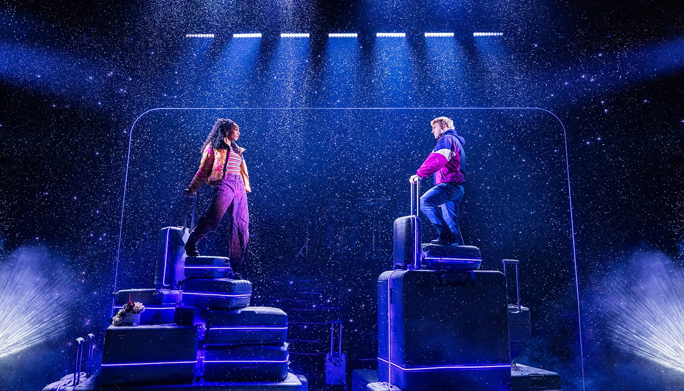 Biljetter till Two Strangers (Carry a Cake Across New York) på Broadway - Föreställning