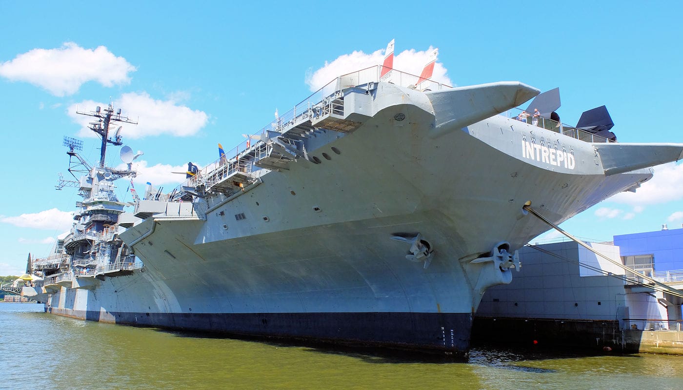 Toppmuseer i New York -Intrepid