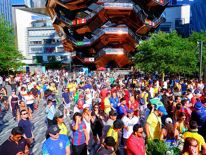 Fotbolls-VM 2026 i New York - titta på matchfest