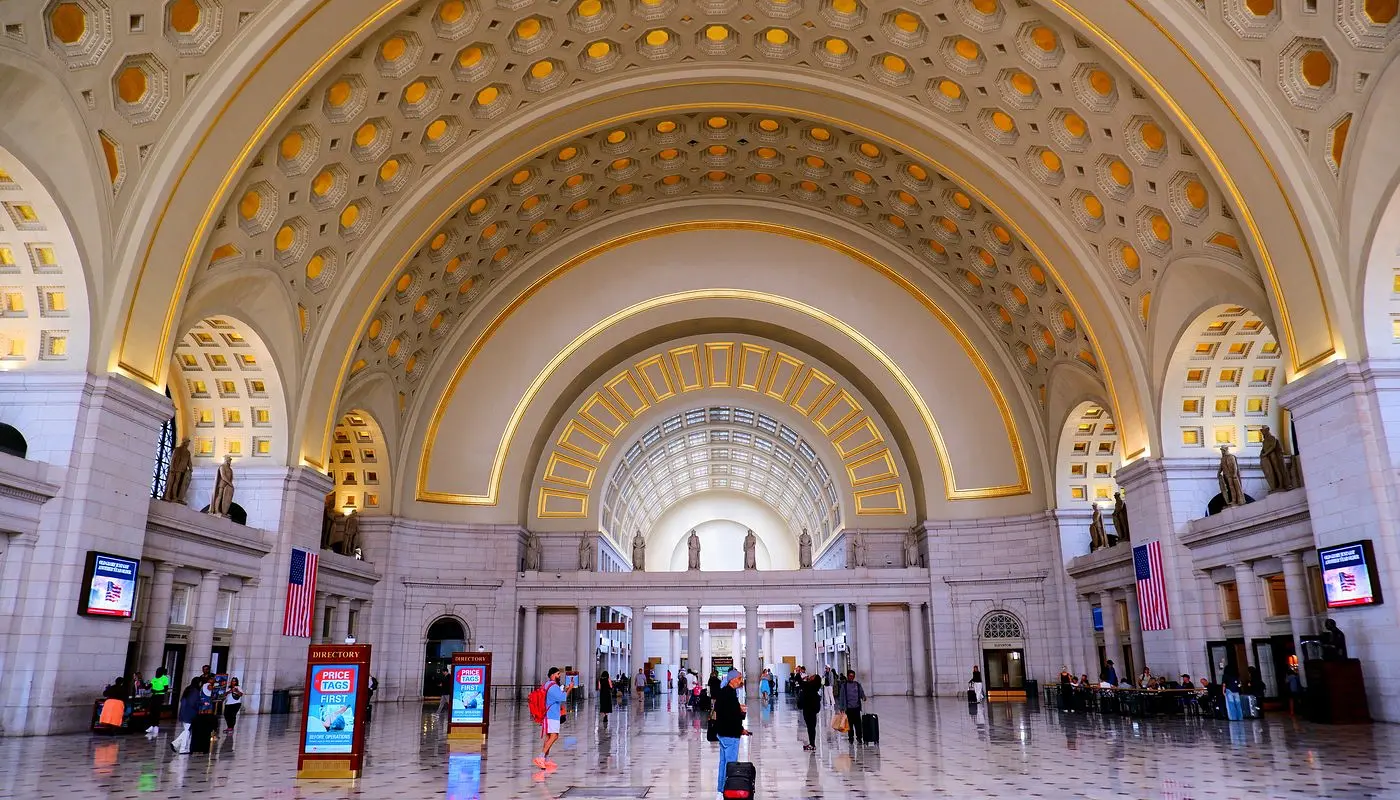 Så besöker du Washington D.C. från New York - Tågstation